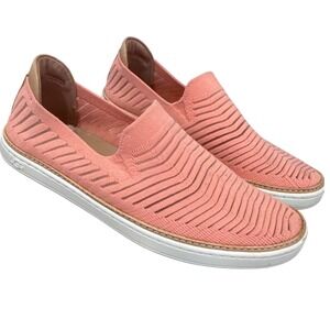 UGG Sammy Breeze slip-on sneakers in a Coral knit textile size 8 comfortable